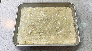 �������Ȃ��悤�Ƀ��b�v��\�ʂɂ҂�����\��t���Ă���