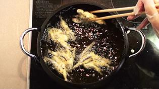 �g���F�����܂ŗg����