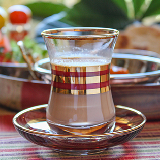 �`���C�i�C���h���~���N�e�B�[�j�̍���