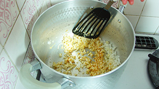 �ʂ˂��݂̂���؂�������āA�����F�Â��܂��u�߂Ă���