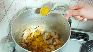 �J���[���������Ă���