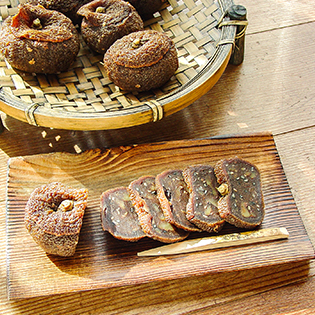 �M�ݎq�i��ׂ��j�̍���