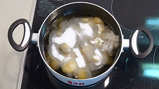 6���ڂ�1/3�J�b�v�̍����������Ďϗn����