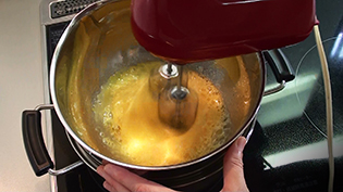 ������ɂ���30�x���炢�ɉ��߂Ȃ��炩��������