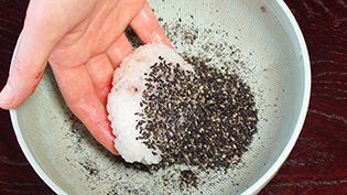 ���܂̏�œ]�����āA�܂�ׂ�Ȃ��܂Ԃ�