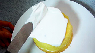 �N���[������ʂɂ����Ղ�̂��A�S�̂ɓh��L����