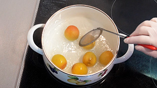 ��΂ŁA���X�]�����Ȃ���ςĂ���