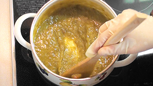 �c�����~�̓W�������ɗ��p����