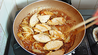 ���Ƌʂ˂������ă^��������߂Ă���