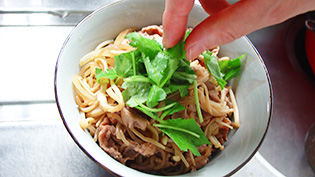 �O�t���U�炵�Ă���