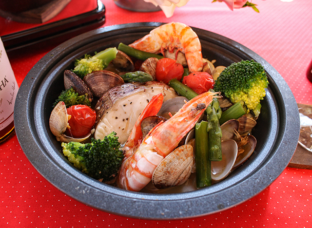 ����F�A�N�A�p�b�c�@�̍���