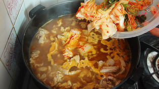 �L���`�����Ă���