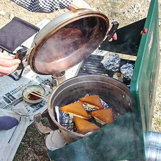 �����E�o�[�x�L���[