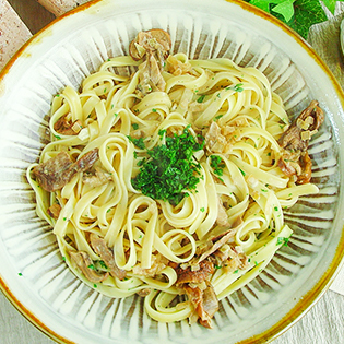 �|���`�[�j�̃N���[���p�X�^�̍���