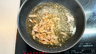 �yA�z�������ĂЂƎς��������Ă���