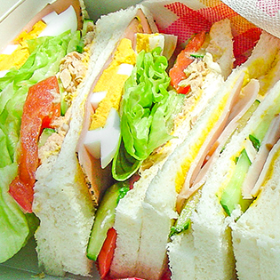 �T���h�C�b�`