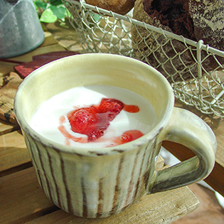 �������W����