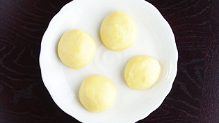 �����Ƃ肷��܂Ŗ؂ׂ�ō����A4�������Ċۂ߂Ă���