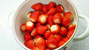 �_�ɋ����X�e�����X���z�[���[��ɂ�����������