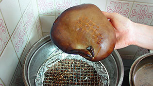 �`�b�v���������Ȃ��Ȃ�����΂��~�߁A���΂炭�ӂ��������܂܂ŉ��ƂȂ��܂���