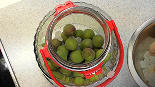 �܂��A�~��1/3�ʂ�����