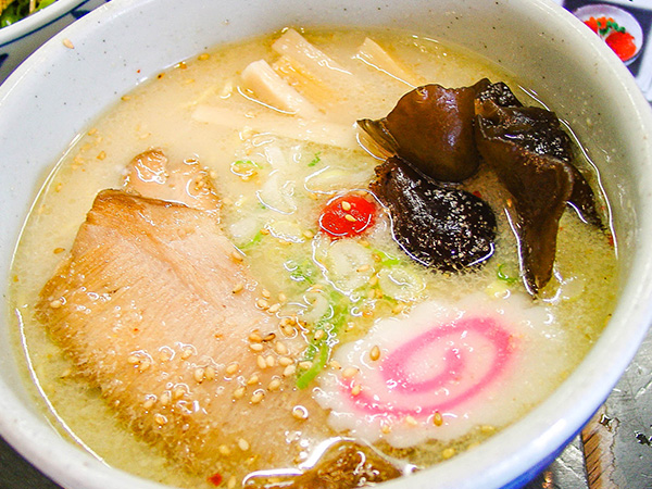 「山頭火」の塩ラーメン
