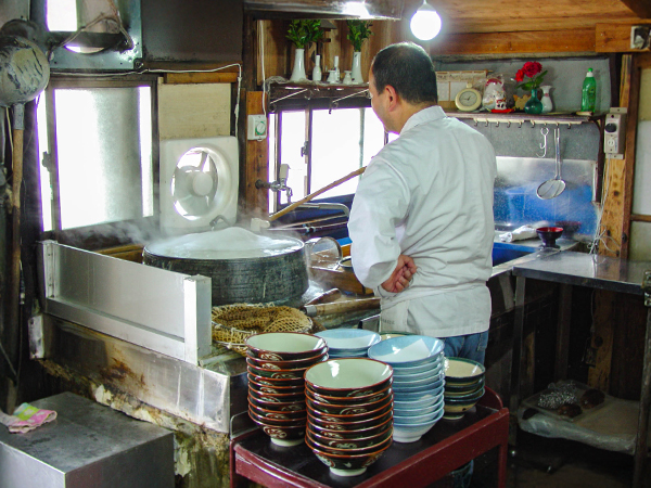 「がもううどん」蒲生製麺所のご主人