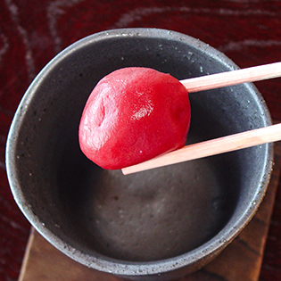 �~�ݔԒ��̍���