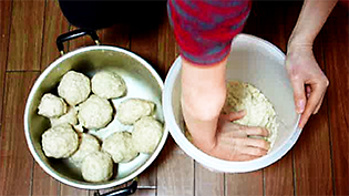 �ォ���ŉ������A���Ԃ��ł��Ȃ��悤�ɕ���ɂ���