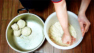 �����Ă͕���ɂ����Ƃ��J��Ԃ�