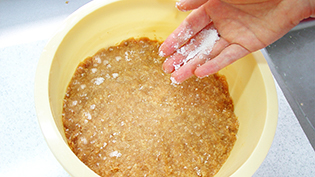 �J�r�̔������₷���ӂ��̎���ɁA�������X�ӂ肩���Ă���