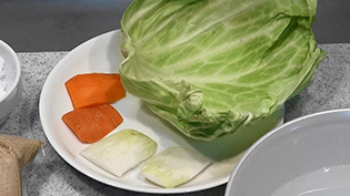 �̂ĒЂ��ɂ͐����̑����t����؂��g��