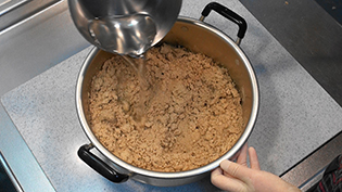 �f���̍����F3��ڂ̉����������č�����