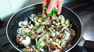 ���݂˂����U�炵�Ă���