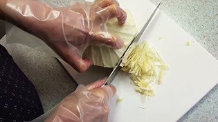 �L���x�c�͑e����؂�ɂ���