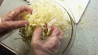 �L���x�c�͒��Z�̒������ϓ��ɂȂ�悤�Ɏ�ō�����