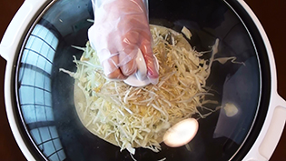 �z�b�g�v���[�g�̉��x��200�`220�x�ɏグ�Ăӂ������A�L���x�c�������Ă�����