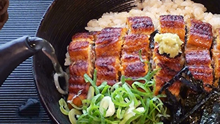 3��ڂ͂����`�������A�����Ђ��ɂ��ĐH�ׂ�