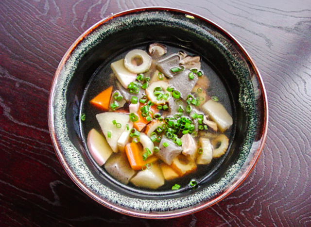 �����~�ɐH�ׂ�Ƃق����艷�܂�c�ɏ`