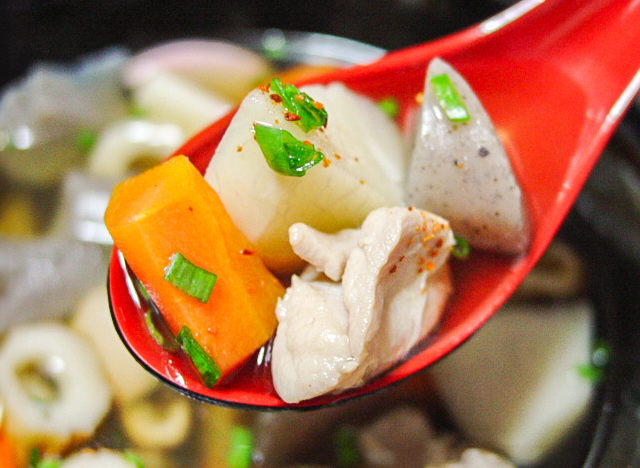 �{���ƍ��ؗނ̎|�������Ղ�̓c�ɏ`