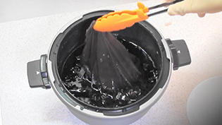 ����F���͓�Ŏς鍕���ς̍���