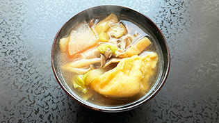 ���������������Ń{�����[�����_�̂����Ƃ�����o�ɐ����Ă���