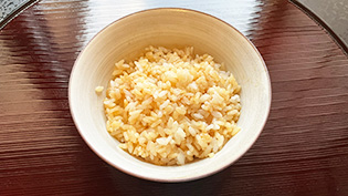 �����q�ɉ���������150g���悻���A�ݖ�7g�������č�����