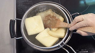 ���g����2�`3����łĖ�����������