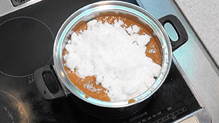 ��ɓ���A800g�̍����������ĉ΂ɂ�����
