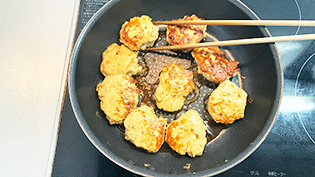 �yB�z�̒������������A�����ɂƂ�݂����܂łЂ�����Ԃ��Ȃ��炽����ϗ��߂Ă���